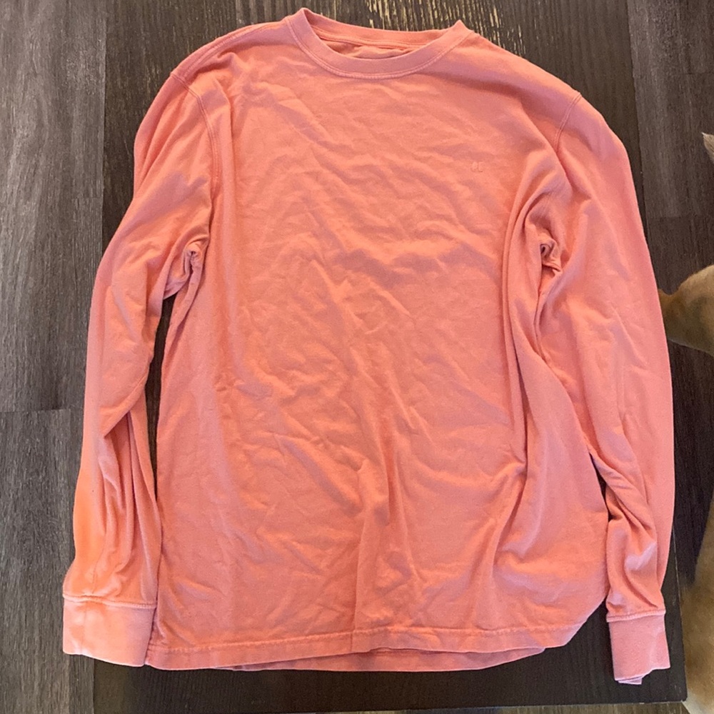 American Eagle Large Salmon Long sleeve Shirt